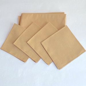 New Tan Cloth Tablecloth with 4 Matching Dinner Napkins